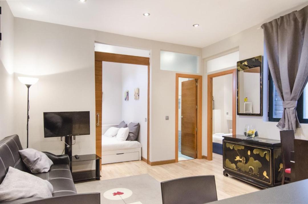 San Vicente Ferrer 22 Apartment Мадрид Екстериор снимка